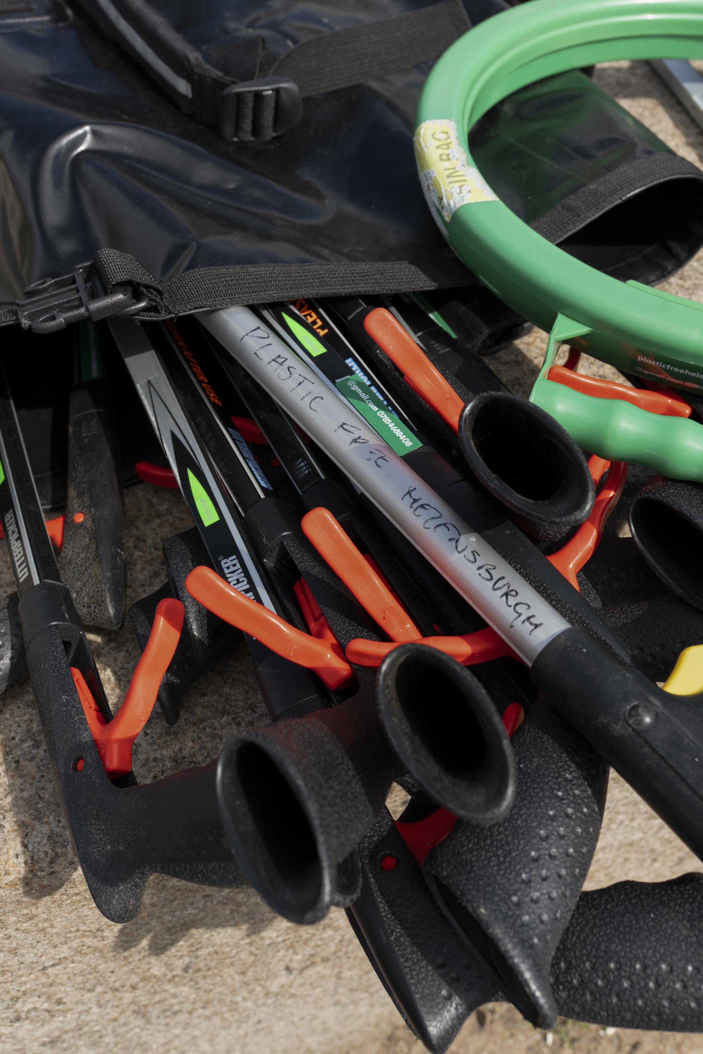 Beach clean efforts near Helensburgh Pier