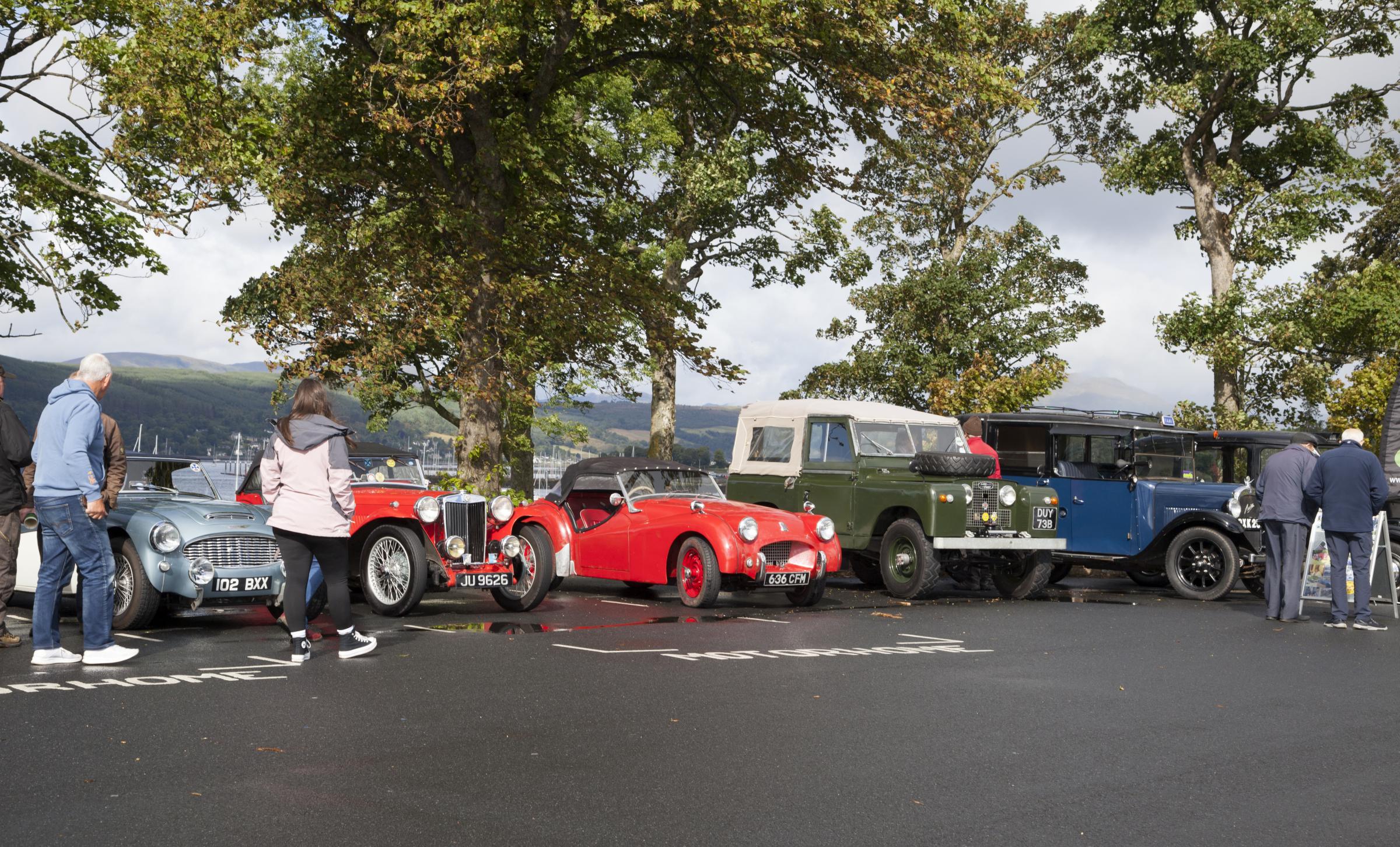 Classic cars at Kidston Park