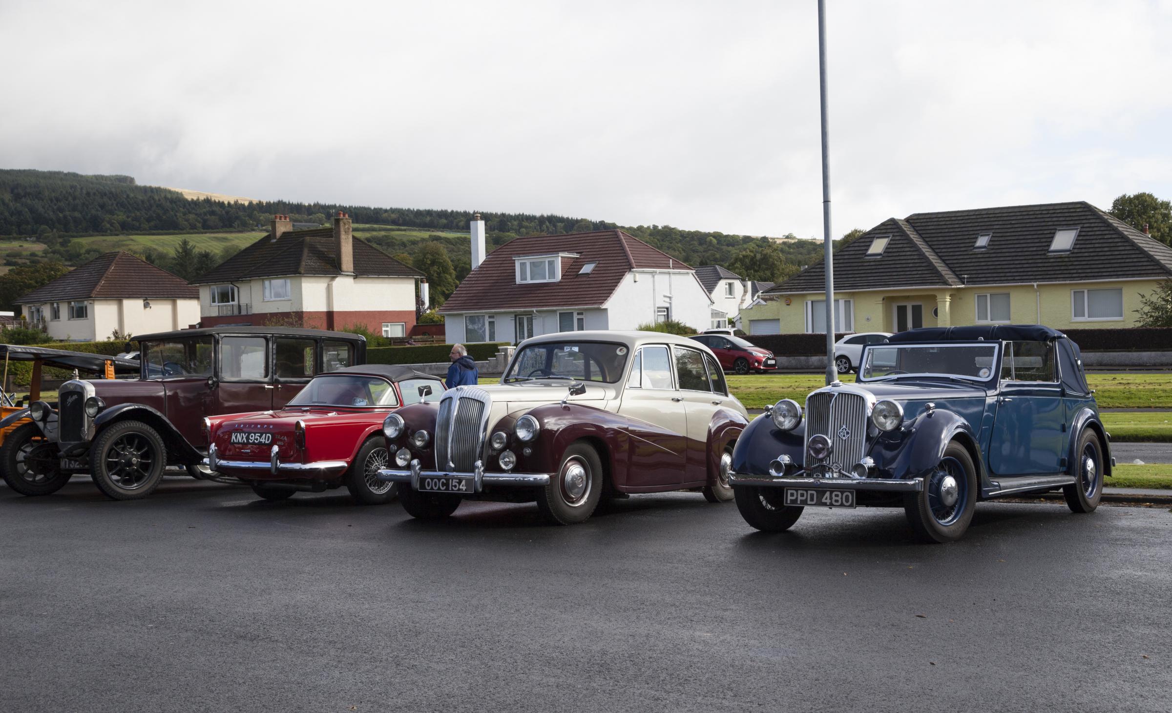 Classic cars at Kidston Park