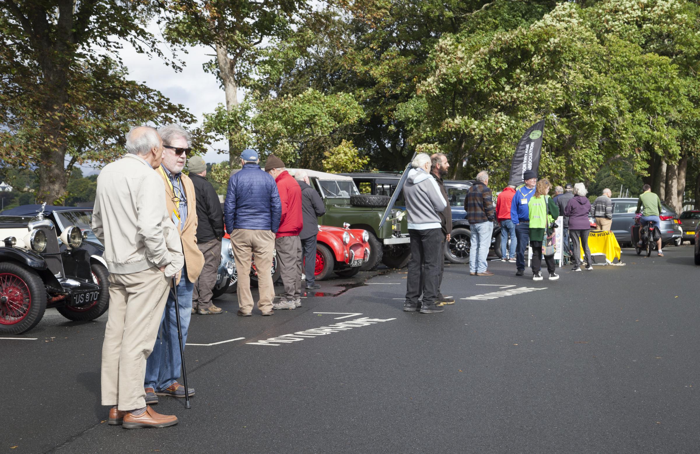 Spectators viewing classic cars at Kidston Park