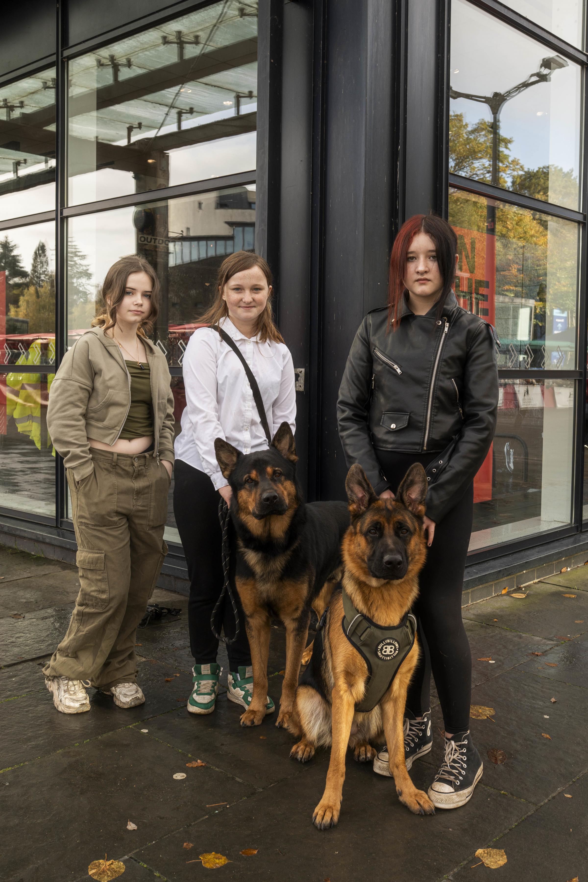 Tijen, Casey and Bayleigh with Dogs Keenei and Amber