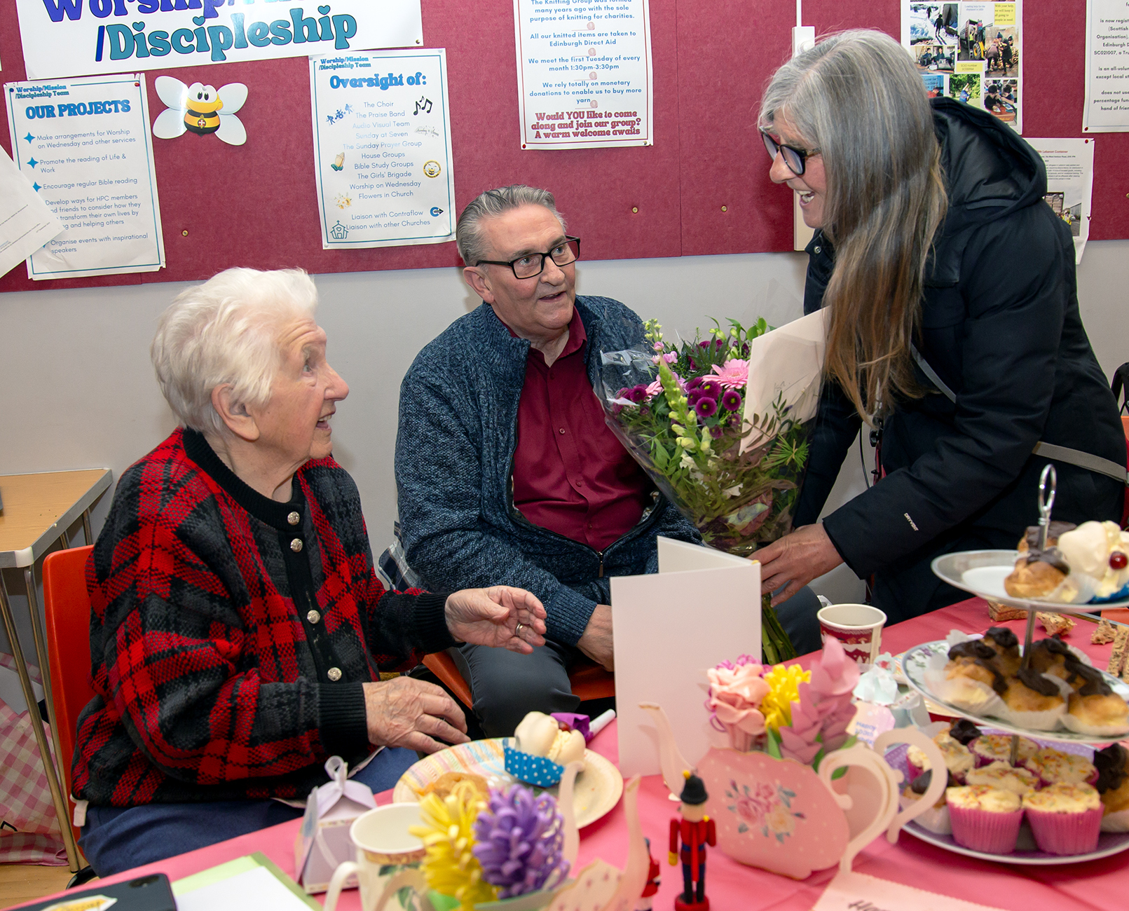 Isa MacKinnons 100th birthday party with Grey Matters