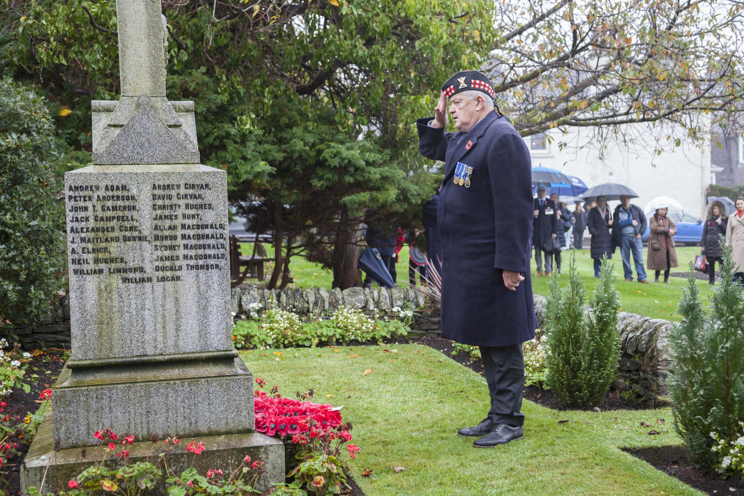 Rhu and Shandon Church Wreath laying - Maurice Corry - Argyll and Bute Council (Ann Stewart)