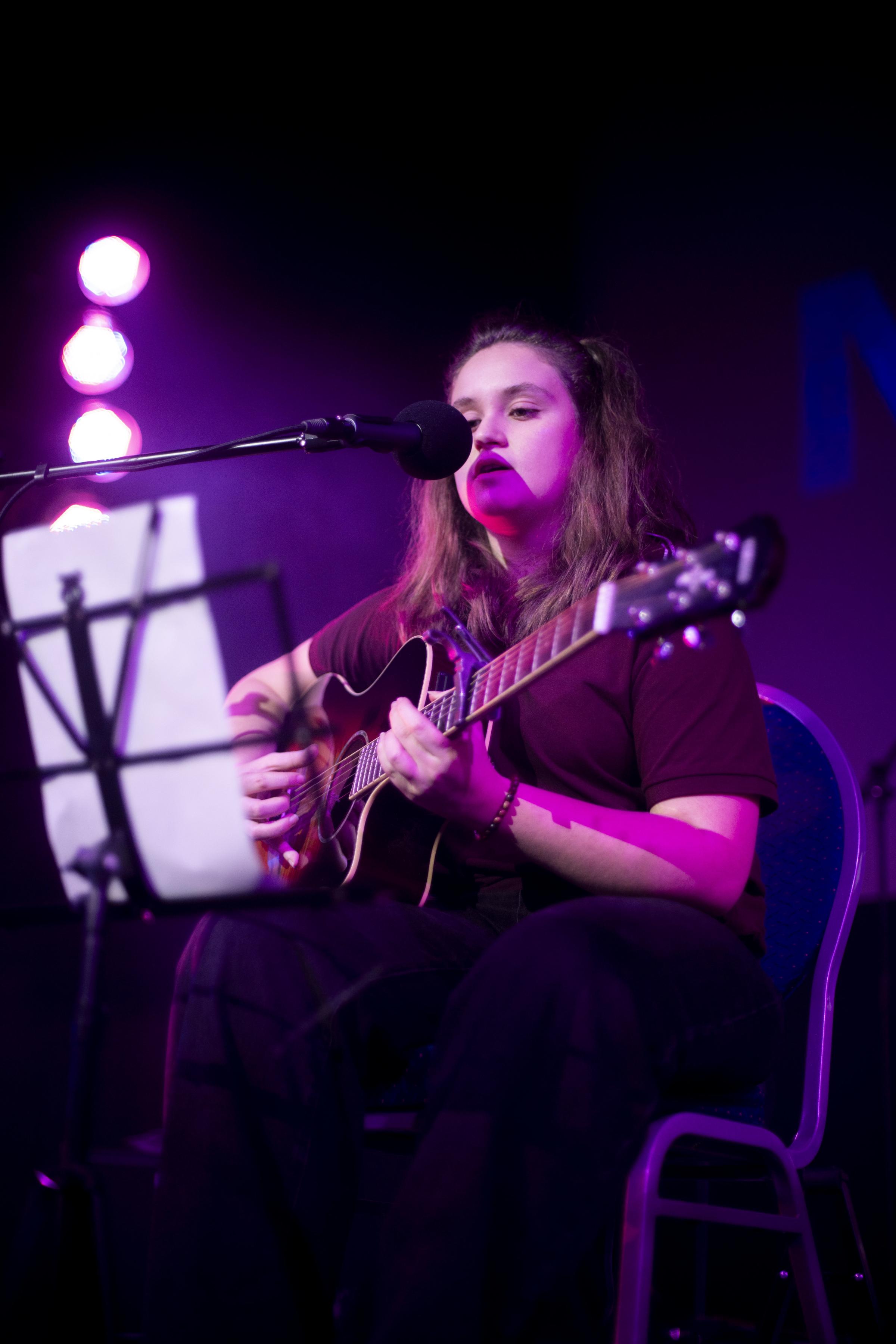 Miriam playing her first ever live show at Bandwidth